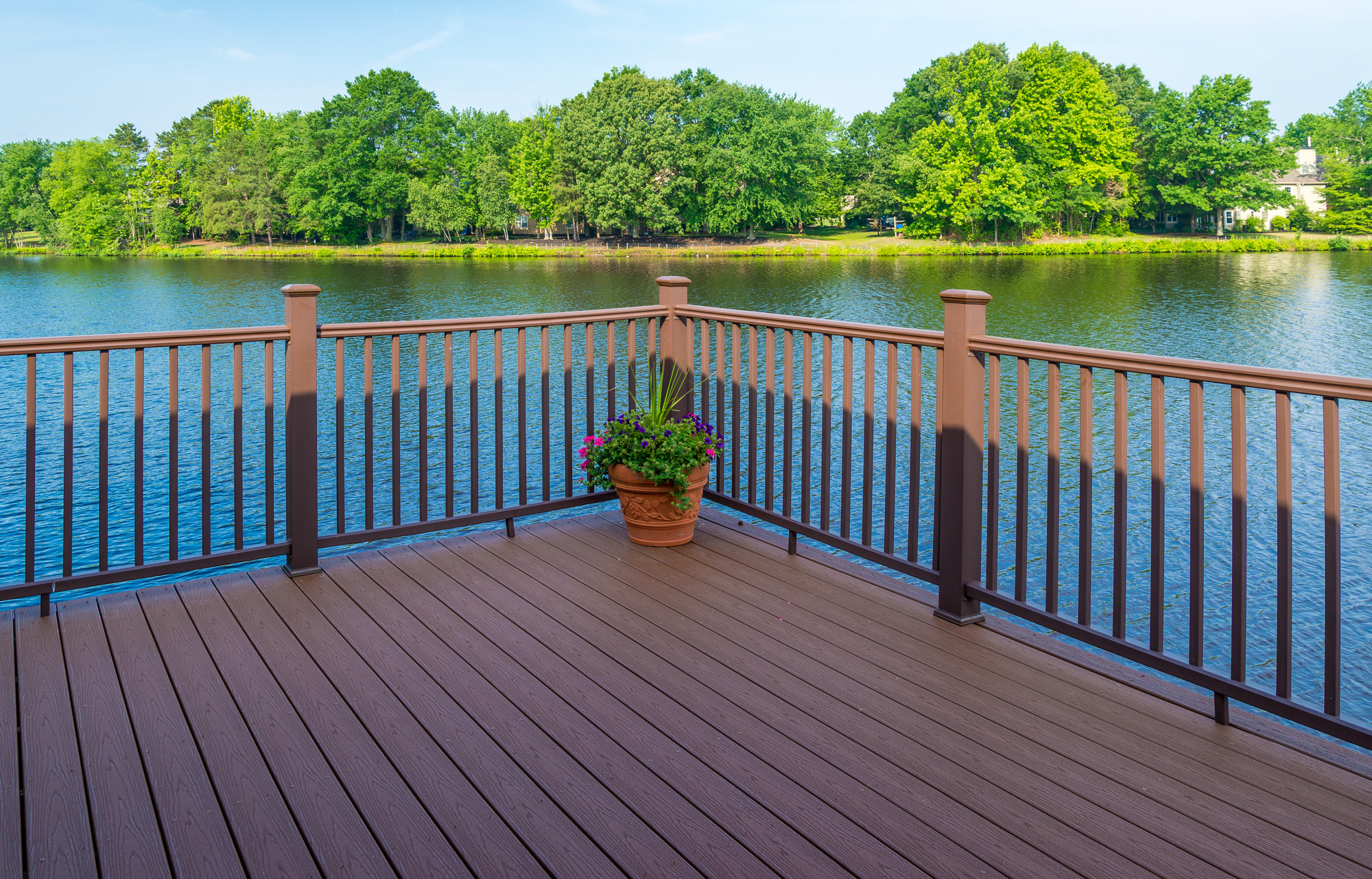 Deck Maintenance Tips To Improve Your Patio Space And Encourage You To