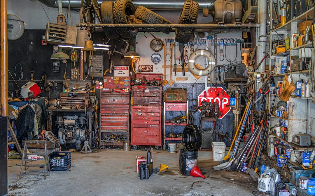 Garage Cleaning Tips and Checklist
